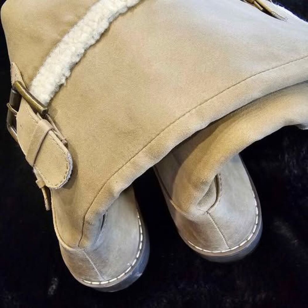 Cliff boots by White Mountain, Size  6.5M. - Picture 4 of 6